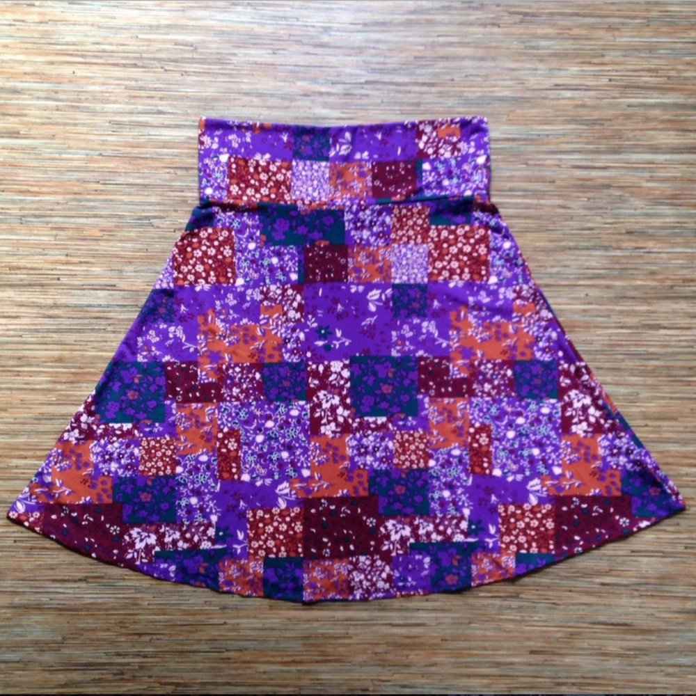 LuLaRoe Skirt Azure 2XL MADE IN USA! Multicolor